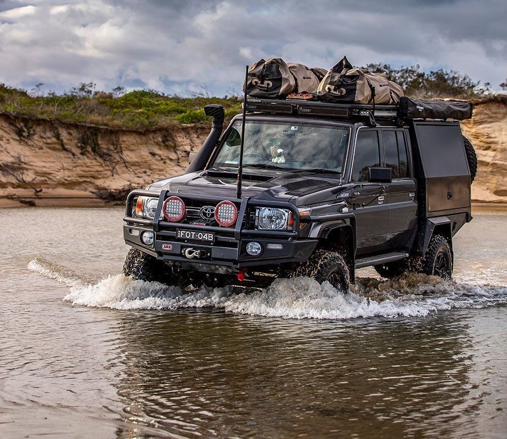 خدمات خودرویی تکنو آفرود در کرج